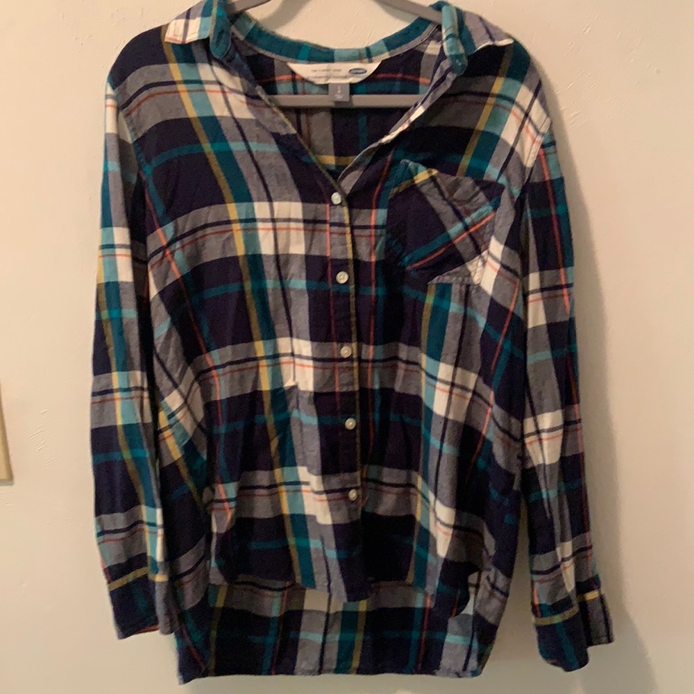 Women’s plaid shirt